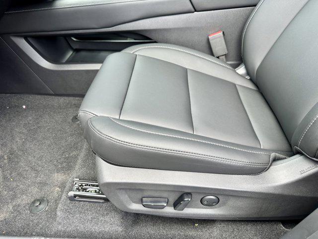 new 2025 Nissan Murano car, priced at $45,803