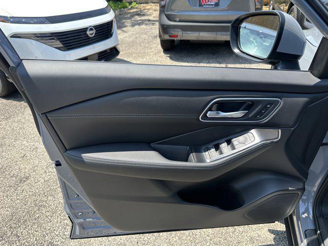 new 2025 Nissan Rogue car, priced at $41,529