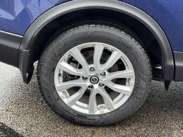 used 2022 Nissan Rogue Sport car, priced at $17,757