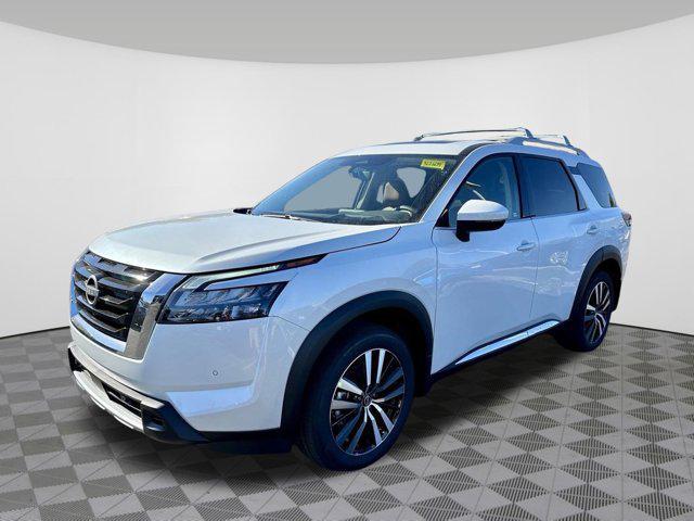 new 2025 Nissan Pathfinder car, priced at $51,056