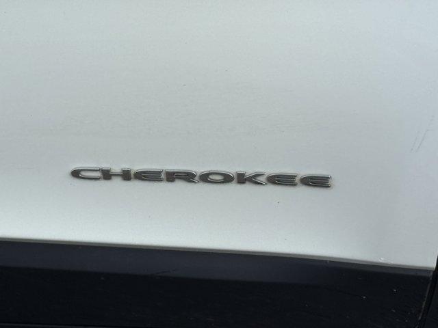 used 2014 Jeep Cherokee car, priced at $15,619