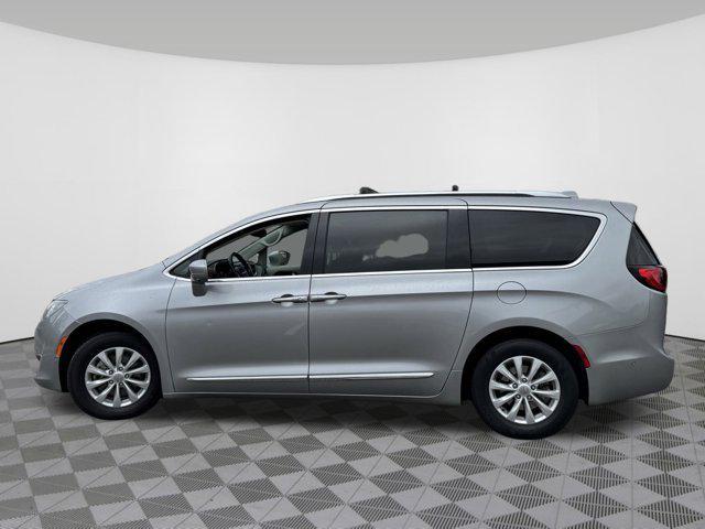 used 2018 Chrysler Pacifica car, priced at $13,985