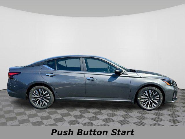 new 2025 Nissan Altima car, priced at $27,579