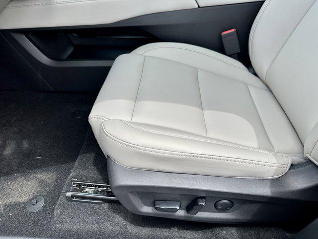 new 2025 Nissan Murano car, priced at $48,232