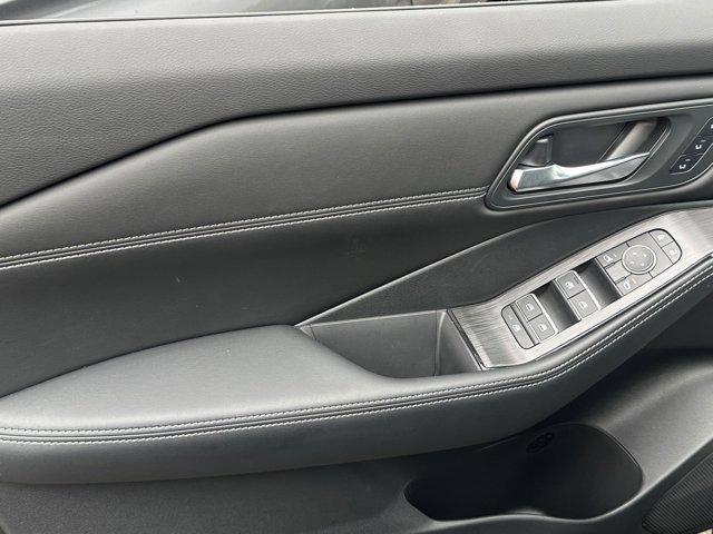 new 2025 Nissan Rogue car, priced at $41,908