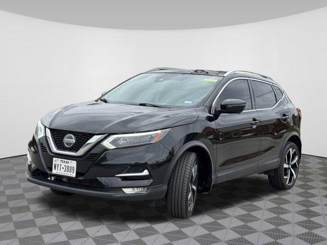 used 2020 Nissan Rogue Sport car, priced at $19,748