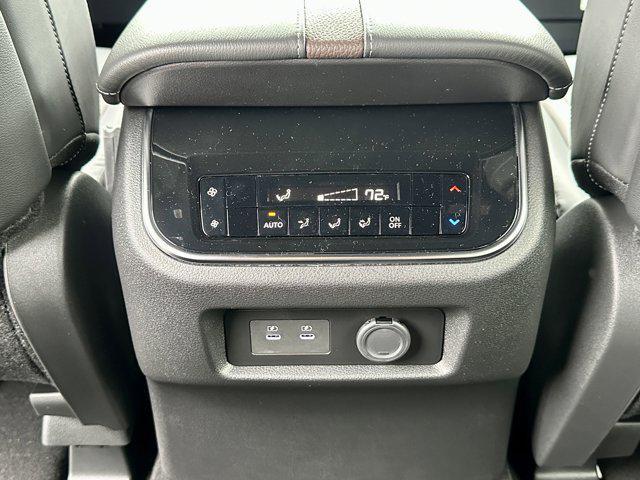 new 2025 Nissan Armada car, priced at $68,004