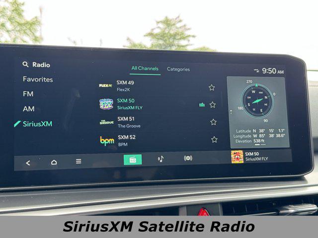 used 2025 Kia Sorento car, priced at $31,276