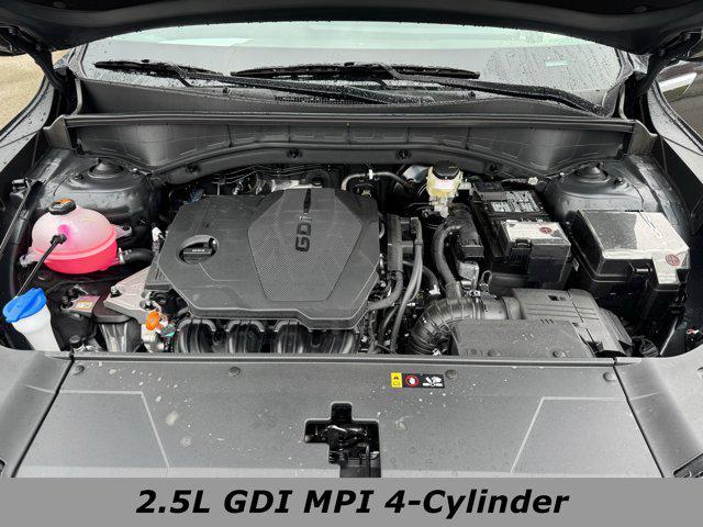 used 2025 Kia Sorento car, priced at $31,276