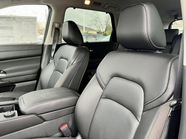 new 2025 Nissan Pathfinder car, priced at $42,088