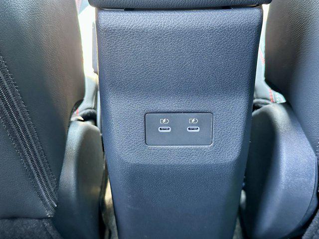 new 2025 Nissan Kicks car, priced at $29,668