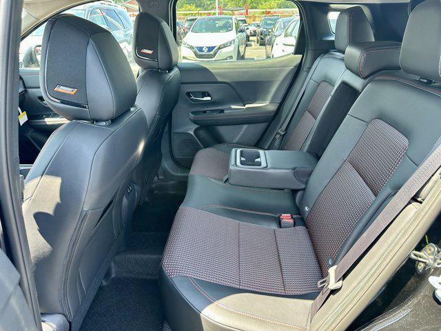 new 2025 Nissan Kicks car, priced at $29,668