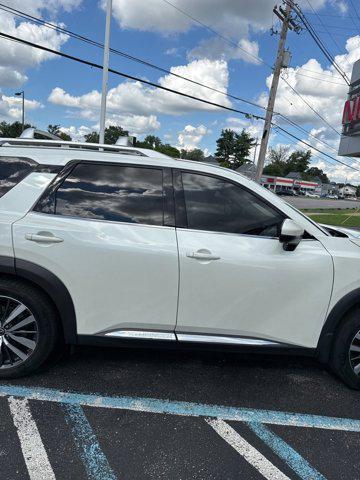 used 2022 Nissan Pathfinder car