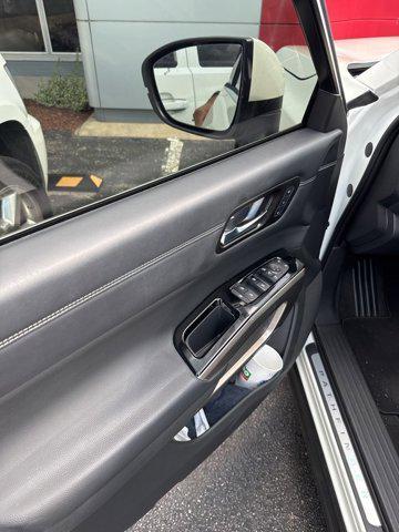 used 2022 Nissan Pathfinder car