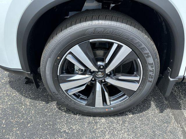 new 2025 Nissan Rogue car, priced at $38,702