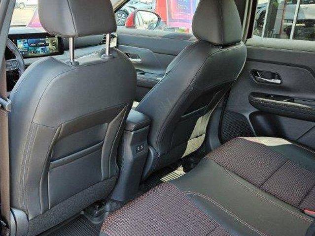 new 2025 Nissan Kicks car, priced at $29,567