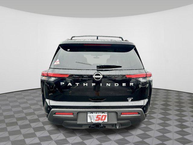 new 2025 Nissan Pathfinder car, priced at $41,562