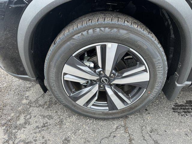 new 2025 Nissan Rogue car, priced at $35,919