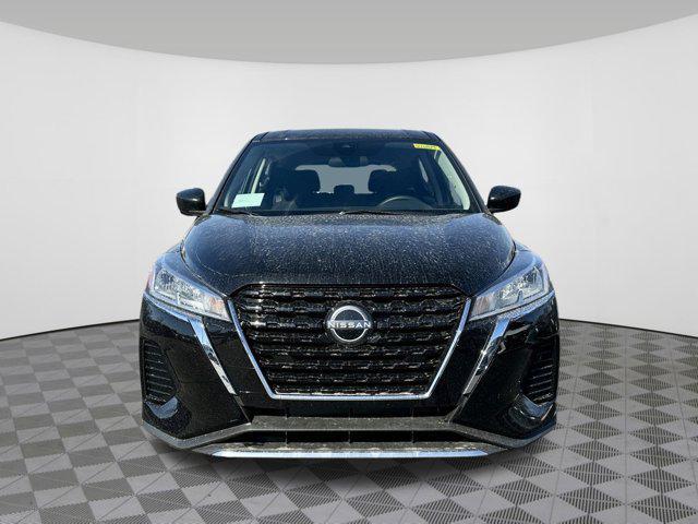 new 2025 Nissan Kicks car, priced at $23,257