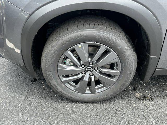 new 2025 Nissan Pathfinder car, priced at $42,930