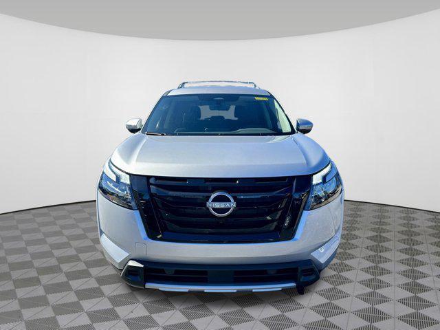 new 2025 Nissan Pathfinder car, priced at $38,442
