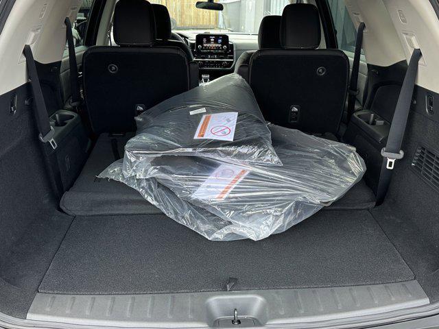 new 2025 Nissan Pathfinder car, priced at $42,930