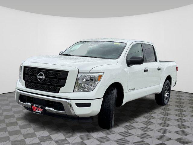 used 2023 Nissan Titan car, priced at $33,345