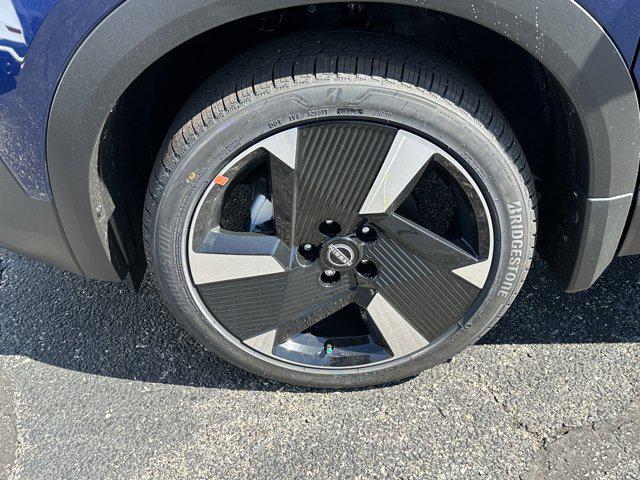 new 2025 Nissan Kicks car, priced at $29,196