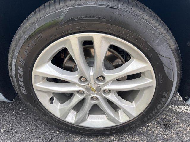 used 2018 Chevrolet Malibu car, priced at $11,976