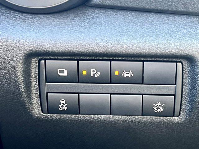 new 2025 Nissan Versa car, priced at $21,538