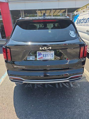 used 2023 Kia Sorento car, priced at $30,555