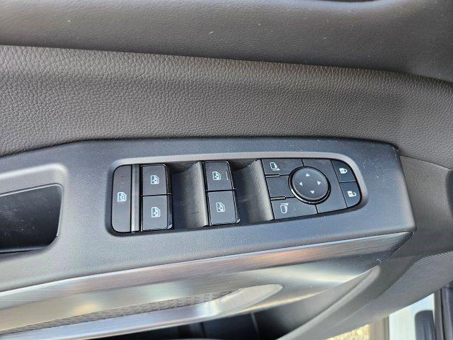 new 2025 Nissan Pathfinder car, priced at $41,717