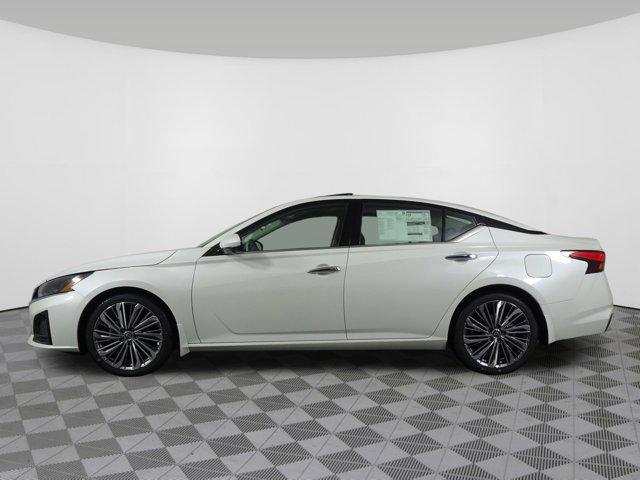 new 2025 Nissan Altima car, priced at $33,276