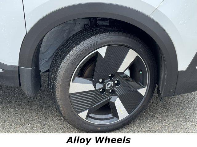 used 2025 Nissan Kicks car, priced at $27,759