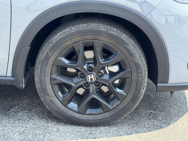 used 2025 Honda HR-V car, priced at $27,548