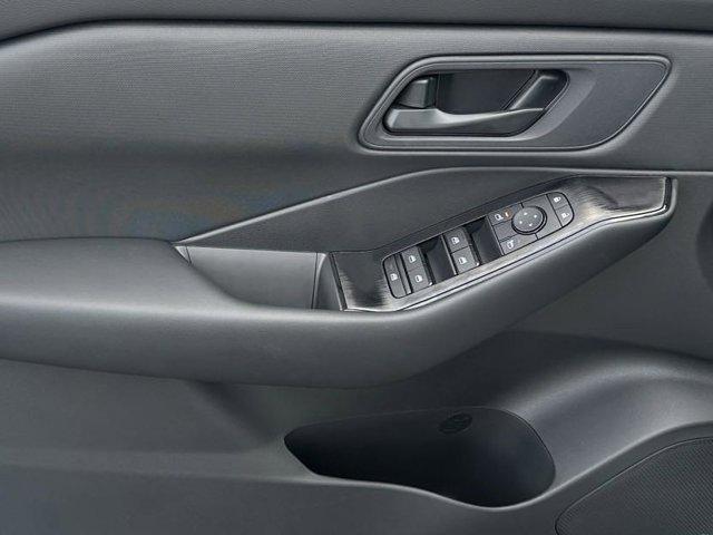 new 2025 Nissan Rogue car, priced at $30,919