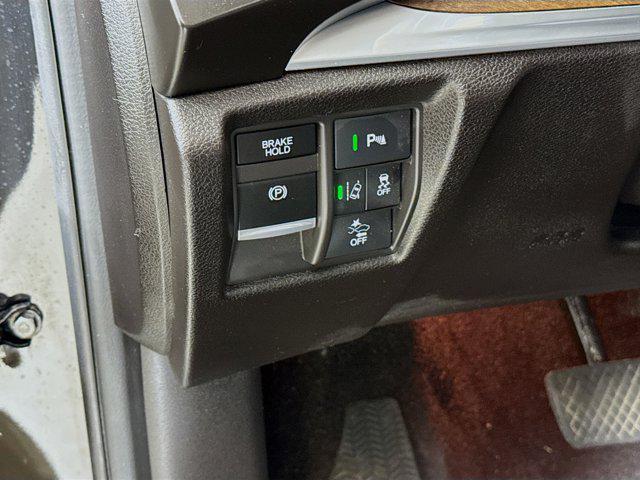 used 2020 Acura MDX car, priced at $26,000