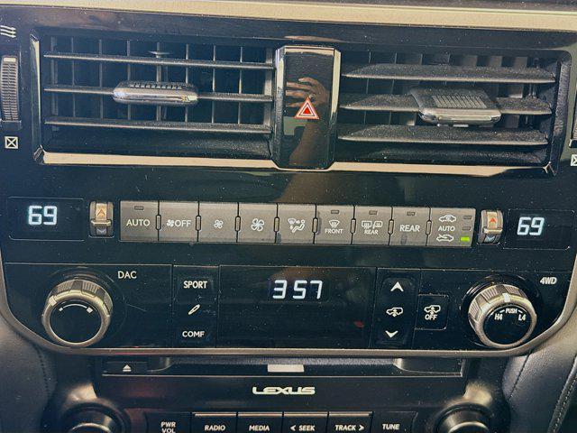 used 2023 Lexus GX 460 car, priced at $54,400