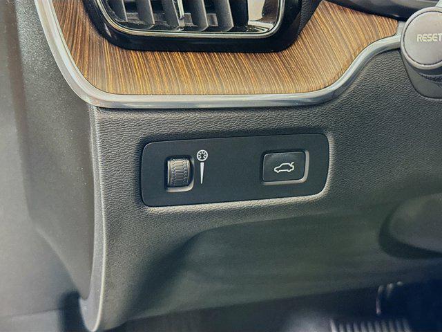 used 2022 Volvo XC60 car, priced at $28,150