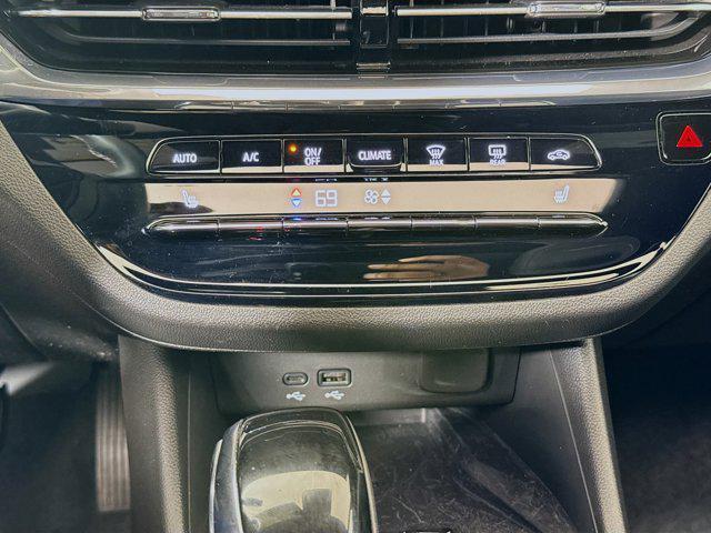 used 2024 Buick Envista car, priced at $27,000