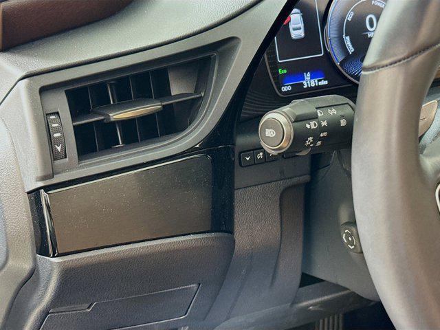used 2025 Lexus ES 300h car, priced at $47,000