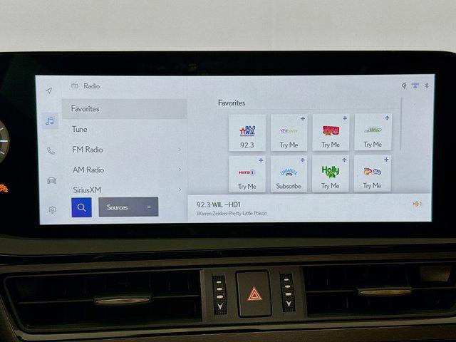 used 2025 Lexus ES 300h car, priced at $47,000