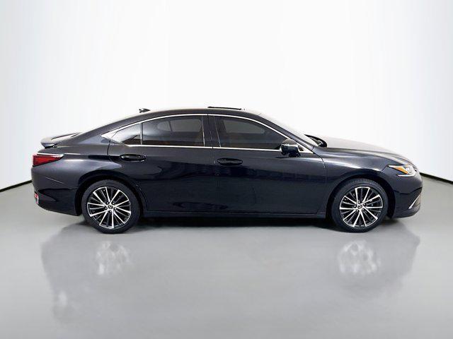 used 2025 Lexus ES 300h car, priced at $47,000