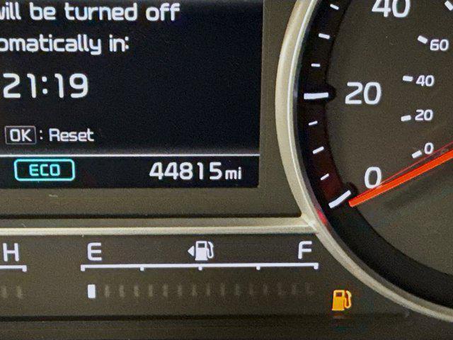 used 2022 Kia Sorento Hybrid car, priced at $24,900