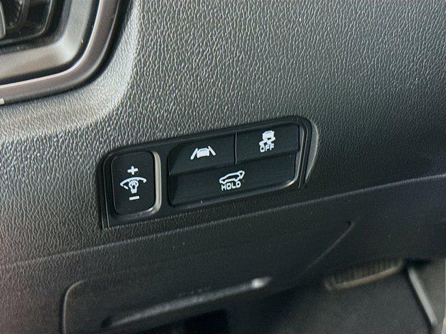 used 2022 Kia Sorento Hybrid car, priced at $24,900