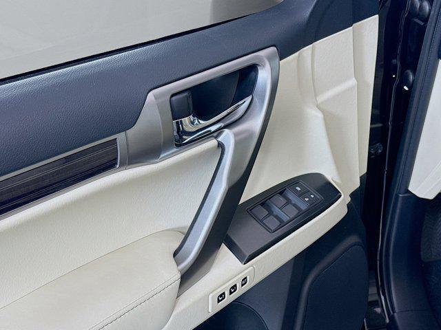 used 2023 Lexus GX 460 car, priced at $55,200