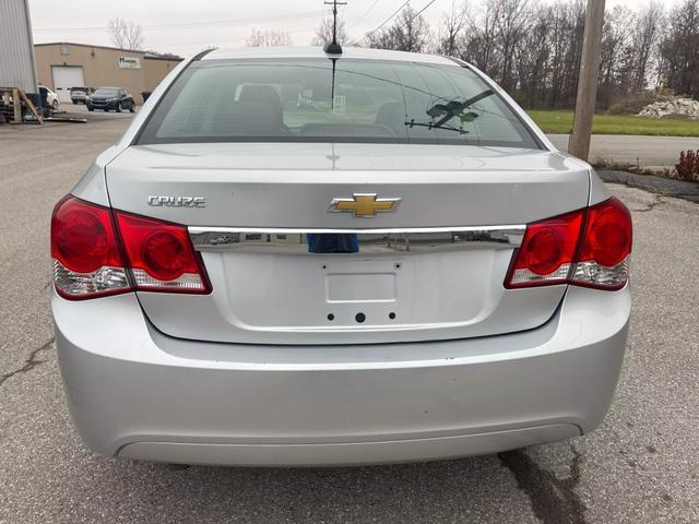 used 2016 Chevrolet Cruze Limited car, priced at $5,995