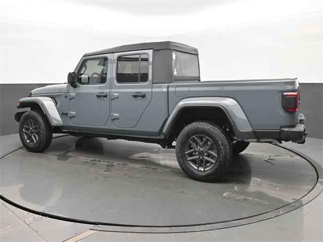 new 2025 Jeep Gladiator car, priced at $44,004