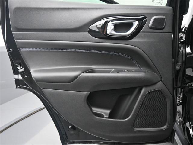 new 2025 Jeep Compass car, priced at $36,330