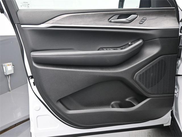 new 2025 Jeep Grand Cherokee L car, priced at $48,497